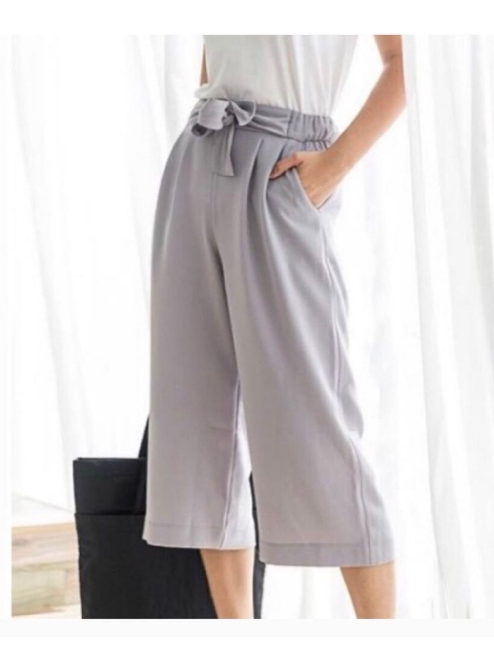 Lululemon Noir Crop Wide Leg Pants Tie Waist Gray Silverscreen Athleisure Size 6